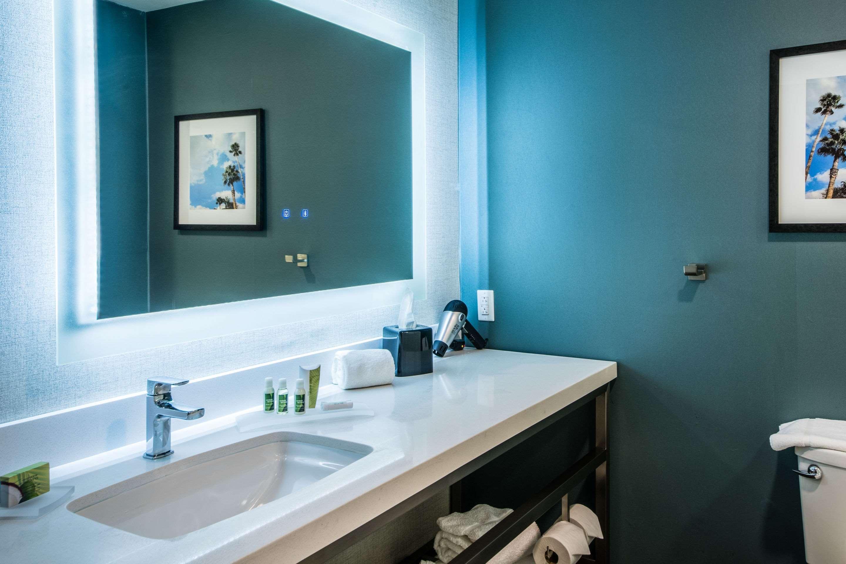 Cambria Hotel Mcallen Convention Center Екстер'єр фото