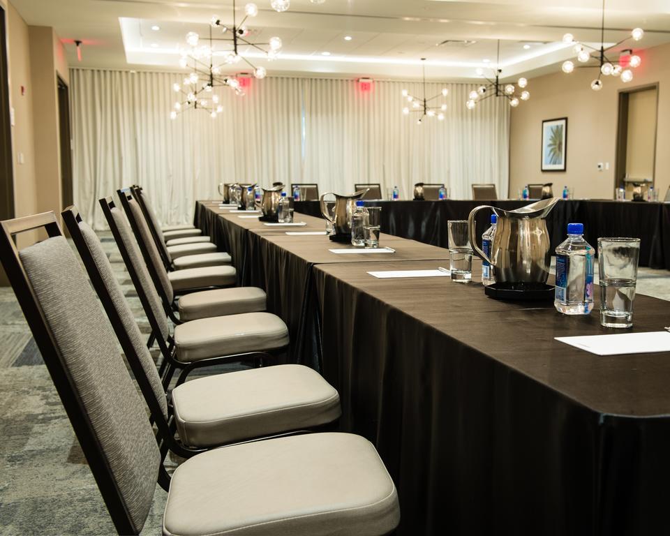 Cambria Hotel Mcallen Convention Center Екстер'єр фото