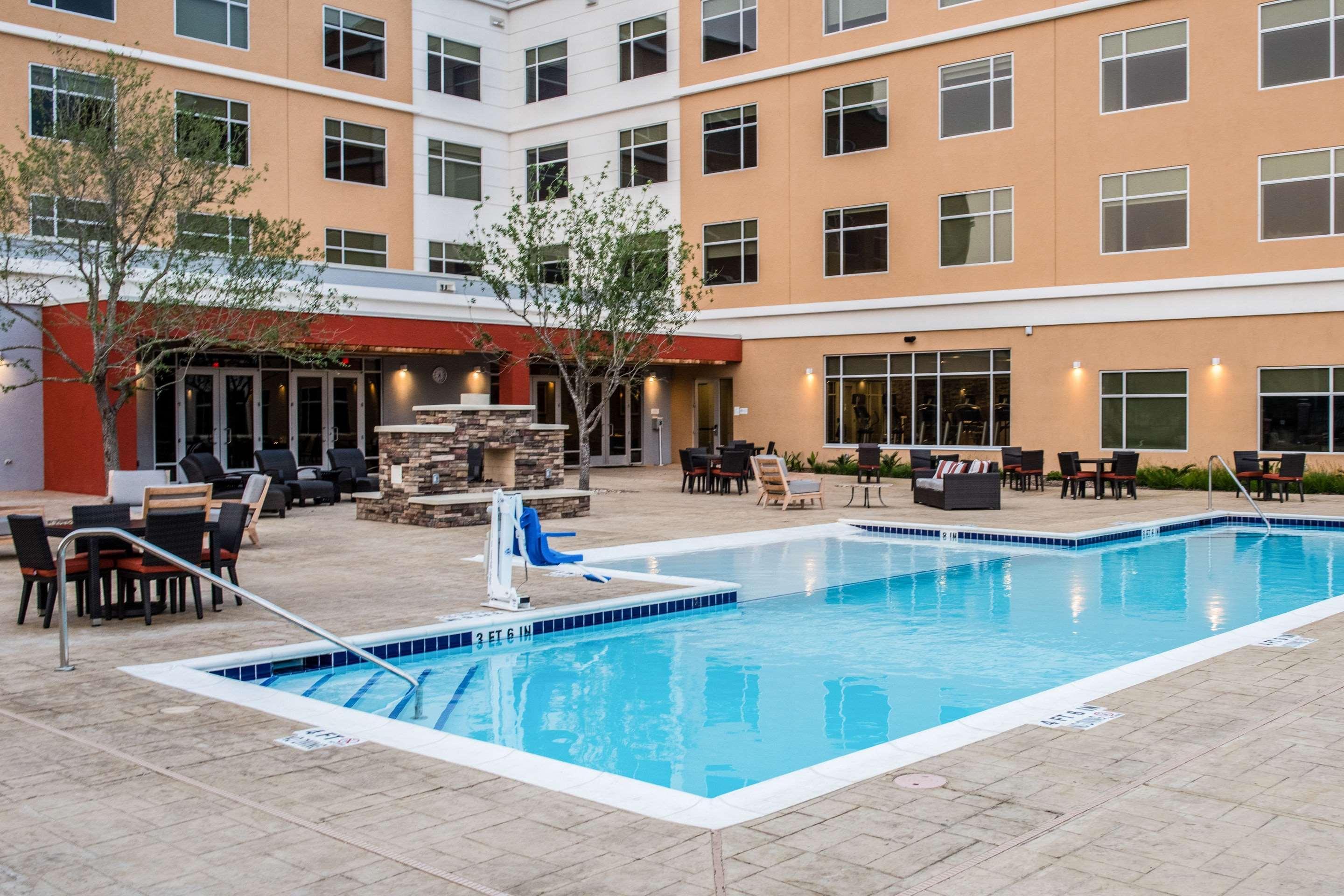 Cambria Hotel Mcallen Convention Center Екстер'єр фото