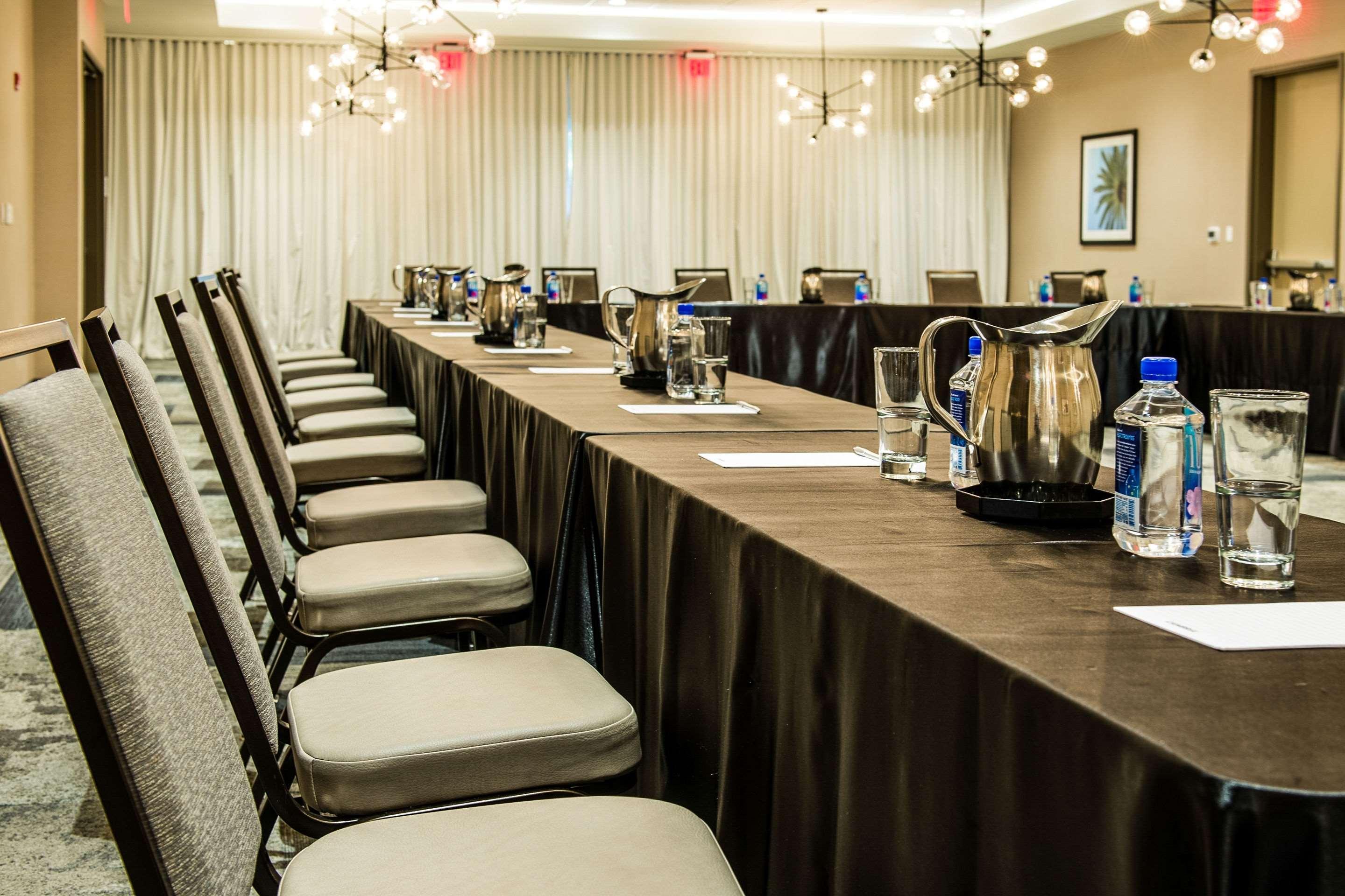 Cambria Hotel Mcallen Convention Center Екстер'єр фото